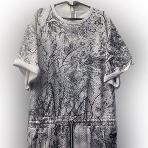 Adidas jumpsuit wmns sz Lg